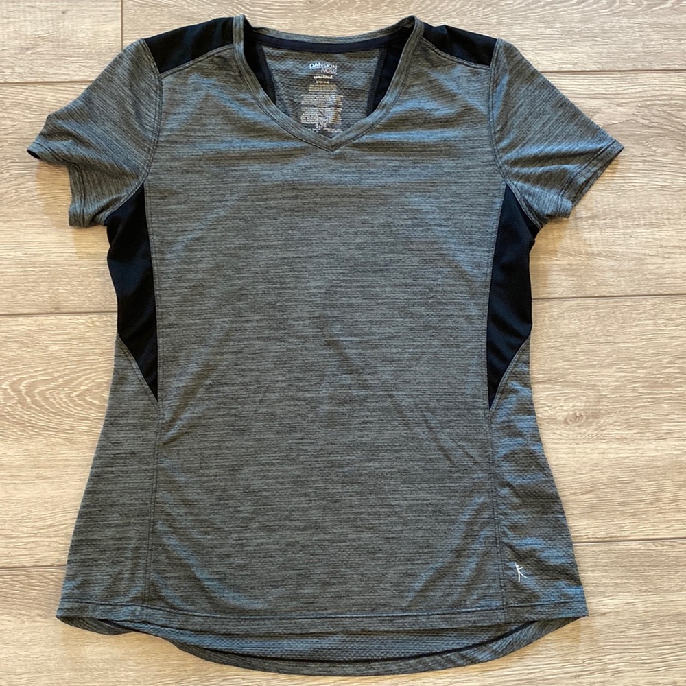 DANSKIN NOW SEMI FITTED DRI MORE TOP SIZE SMALL 4-6